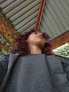 Chat +18 de Isabella_Stark ao vivo