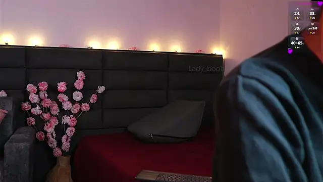 Chat XXX ao vivo de kathieandpovcock1