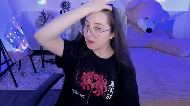 VirtuallVoyant Chat XXX live