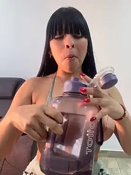 BrendaCrean 即時 XXX 聊天