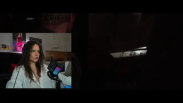 Chat +18 de RubyIgnys ao vivo