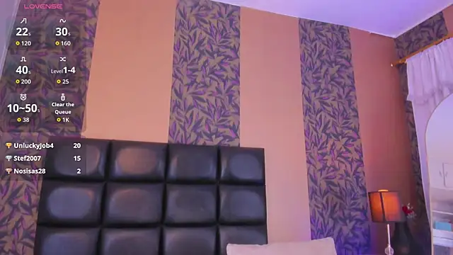 Pokazy przed kamerką – megan_al