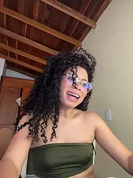 GabriSaenz Adlı Modelin Canlı XXX Sohbeti