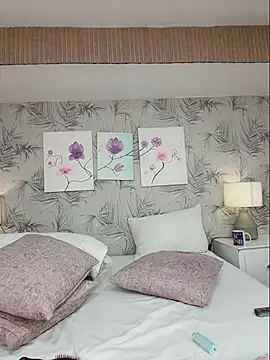 EmmaLeens Chat XXX live