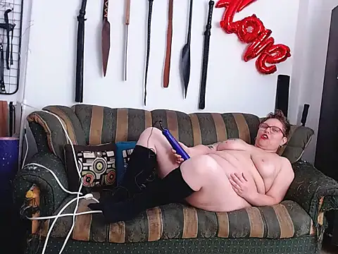 Leah_R Chat XXX in diretta