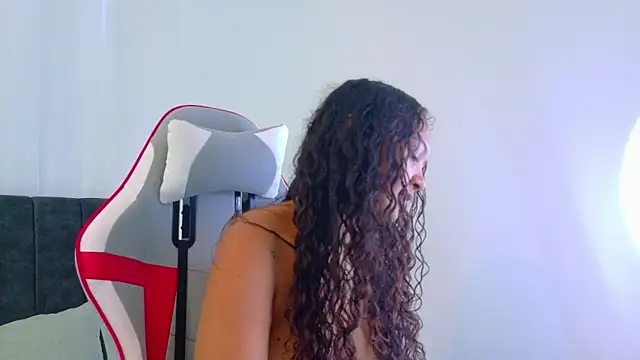 Honnie_cute 即時 XXX 聊天