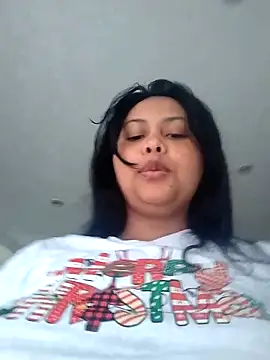 Alessandraa- Chat XXX in diretta