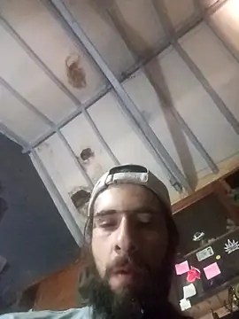 Živý XXX chat hairy_mannn