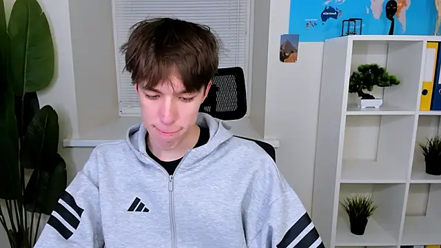 Онлайн чат XXX MarkBranston