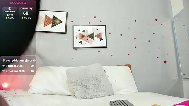 PauleteW10 Live XXX-Chat