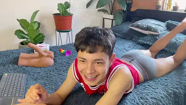 Andy_Belier23: απευθείας συνομιλία ΧΧΧ