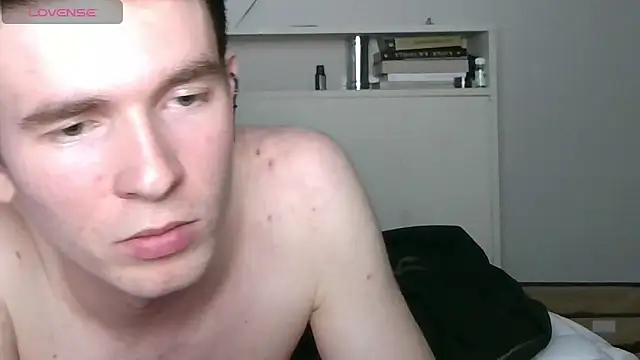 Ernest_ice Webcam Show