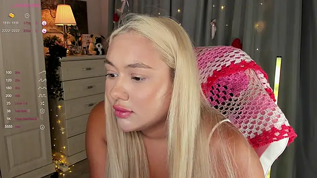 Chat +18 de _Loneve__ ao vivo