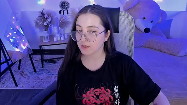 XXX chat uživo modela VirtuallVoyant