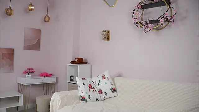 SunnivaCovil 网络视讯表演