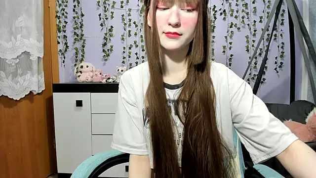 Yoonhee_ki Adlı Modelin Canlı XXX Sohbeti