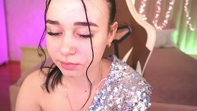 TorrySrar Adlı Modelin Canlı XXX Sohbeti