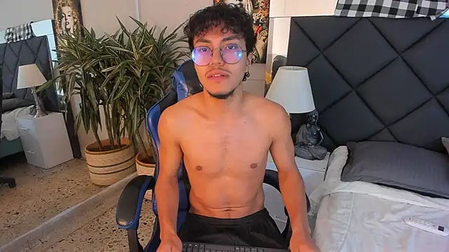 kai_storn Webcamshow