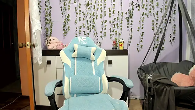 Yoonhee_ki: онлайн-секс-чат