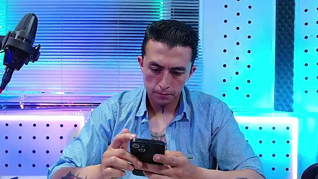 Chat XXX ao vivo de Godofcumxxx