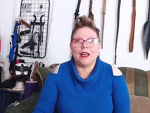 دردشة Leah_R الجنسية المباشرة