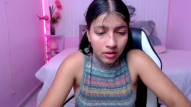 zara_cute's Live XXX Chat