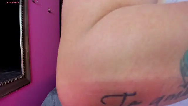 Chat XXX Live ScarletBigTitties