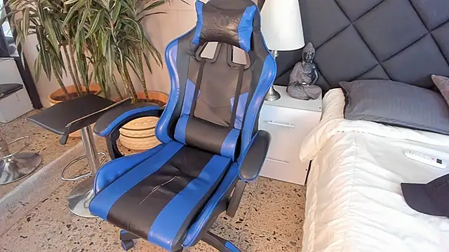 kai_storn webkamerás műsora