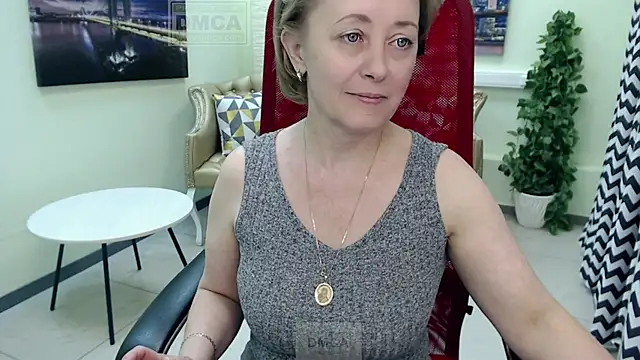 MONA_W's Webcam Show