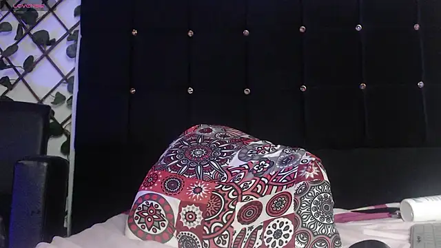 Czat XXX na żywo – charlotte_brawn