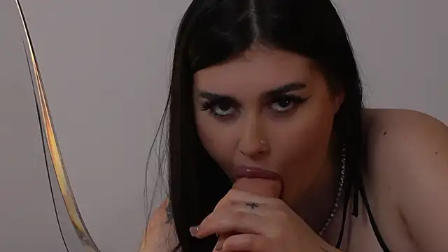 ItsKendra Chat XXX in diretta