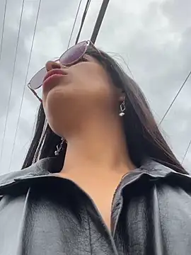 Czat XXX na żywo – Astrid--