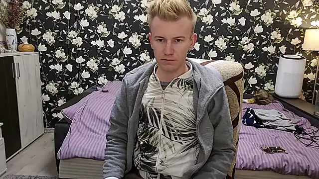 Vuitton's Live XXX Chat