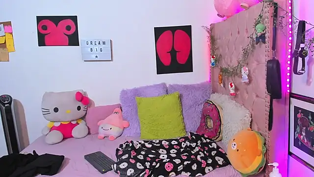 LillyCandy's Live XXX Chat