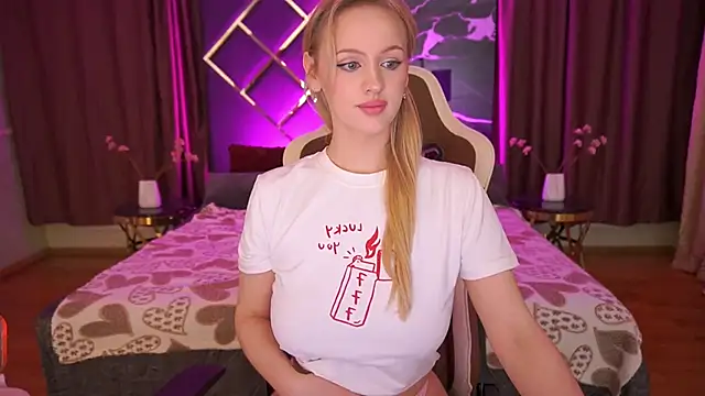 دردشة LylaYeess الجنسية المباشرة