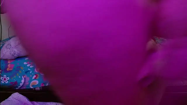 hadidgigi: απευθείας συνομιλία ΧΧΧ