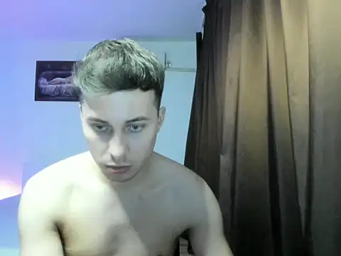 Dreamboy24 live XXX chat
