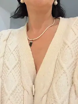 Živý XXX chat HotyEmily