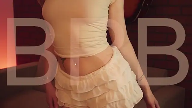 EllieCutes লাইভ XXX চ্যাট