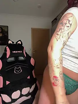 OliviaaFischer élő XXX-chatje