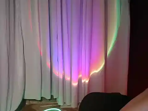 Pokazy przed kamerką – Urhotsilverboy