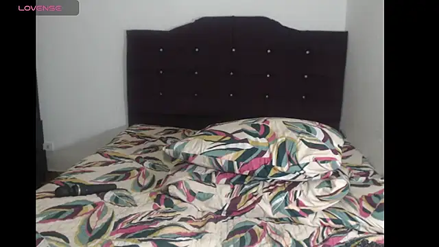 Salma_G1n Webbikameraesitys