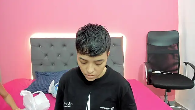 ariloe_quintero Obrolan Langsung XXX