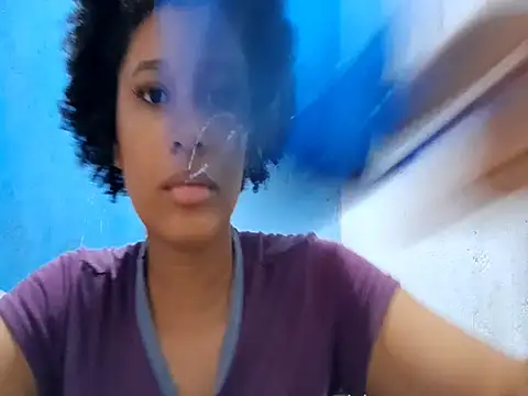 Chat +18 de MadelynStamant ao vivo