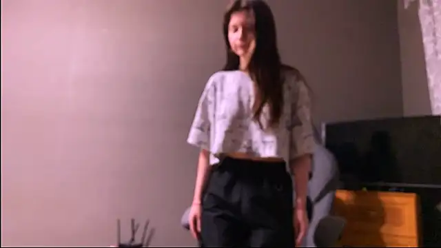 Онлайн чат XXX LunnaBliss