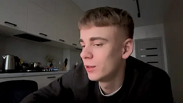 SoloFury live XXX chat