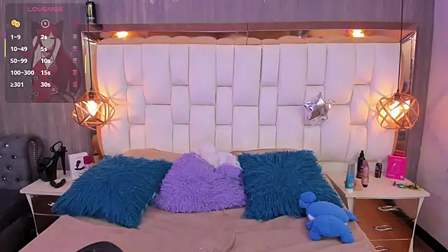 Foxxy_Doll: απευθείας συνομιλία ΧΧΧ