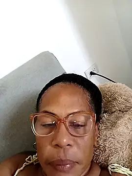 Živý XXX chat IIv0ryN0IIReX-XX