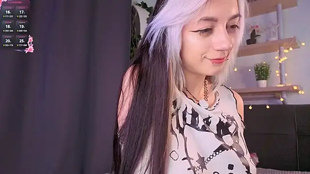 TristaRoht Adlı Modelin Canlı XXX Sohbeti