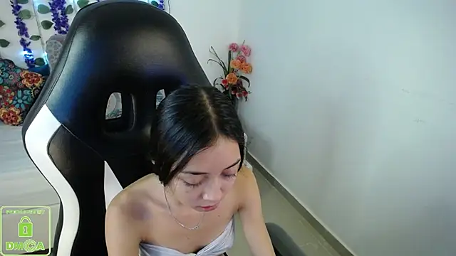 Czat XXX na żywo – NathaliaSweet_11